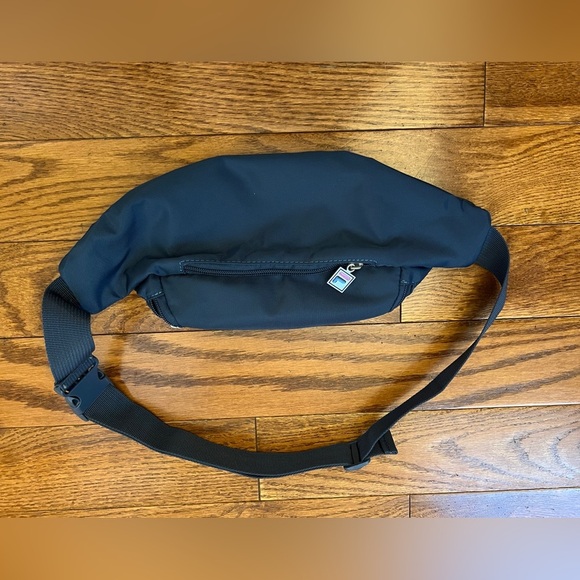 FILA Fanny Bag - Picture 2 of 4